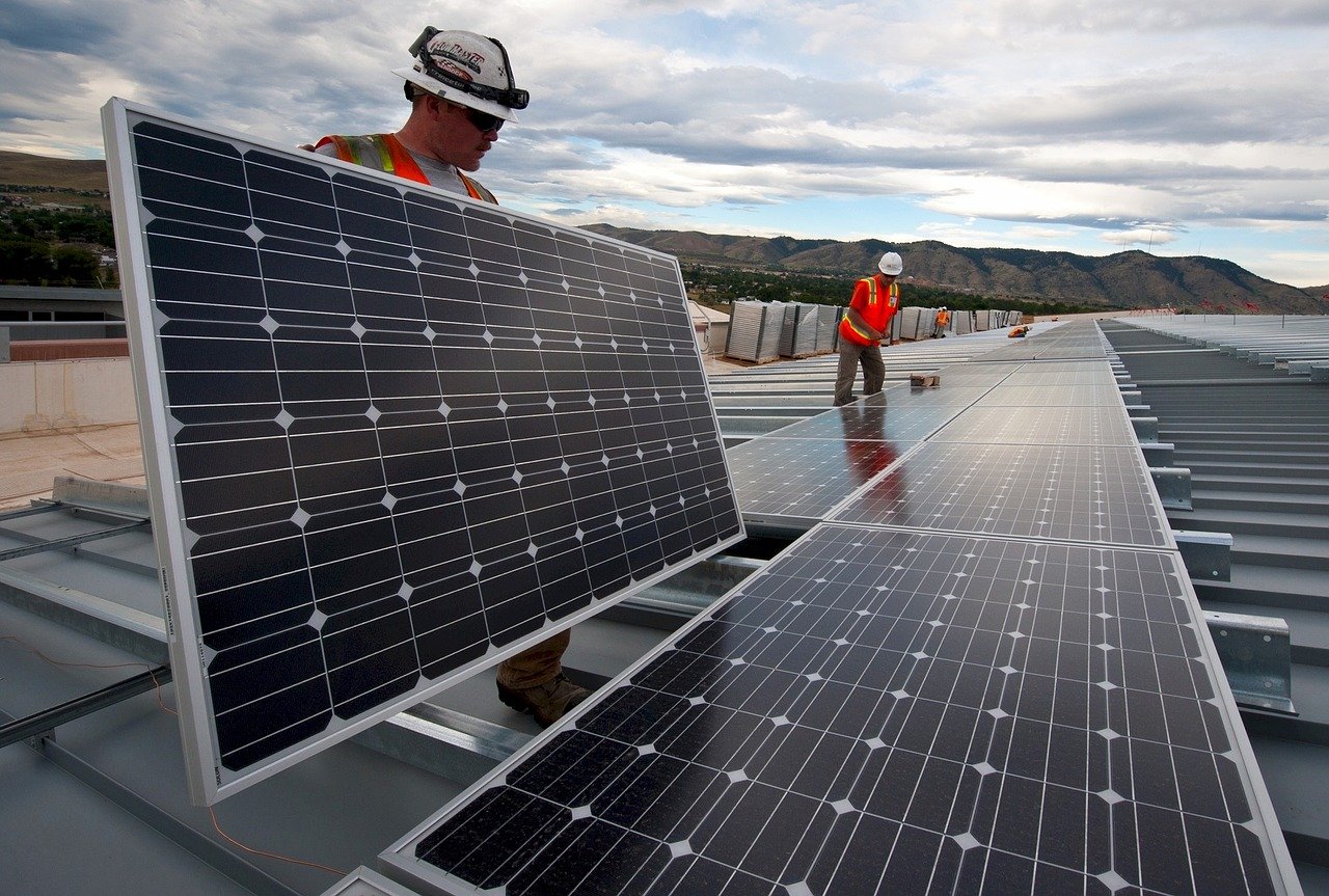 Solar panels and contractors